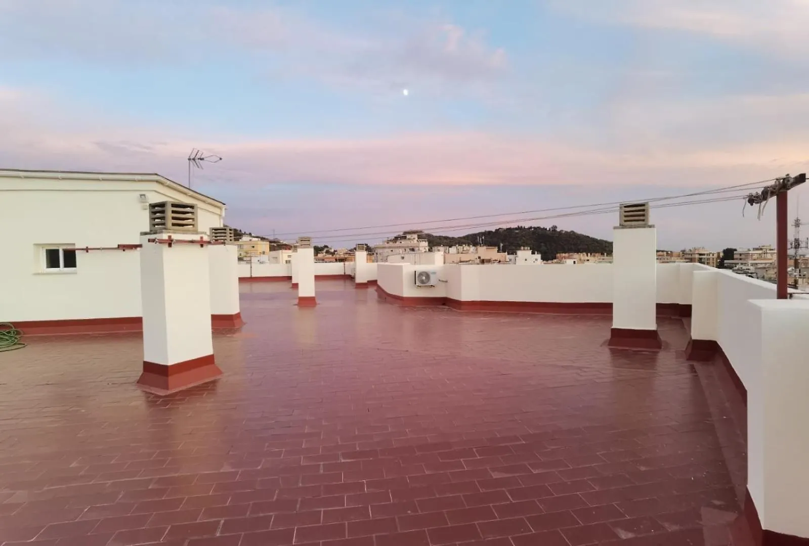 Malaga Prime Location - Stylish Apartment With Free Wifi, Free Parking, Steps From The Historic Center Spain