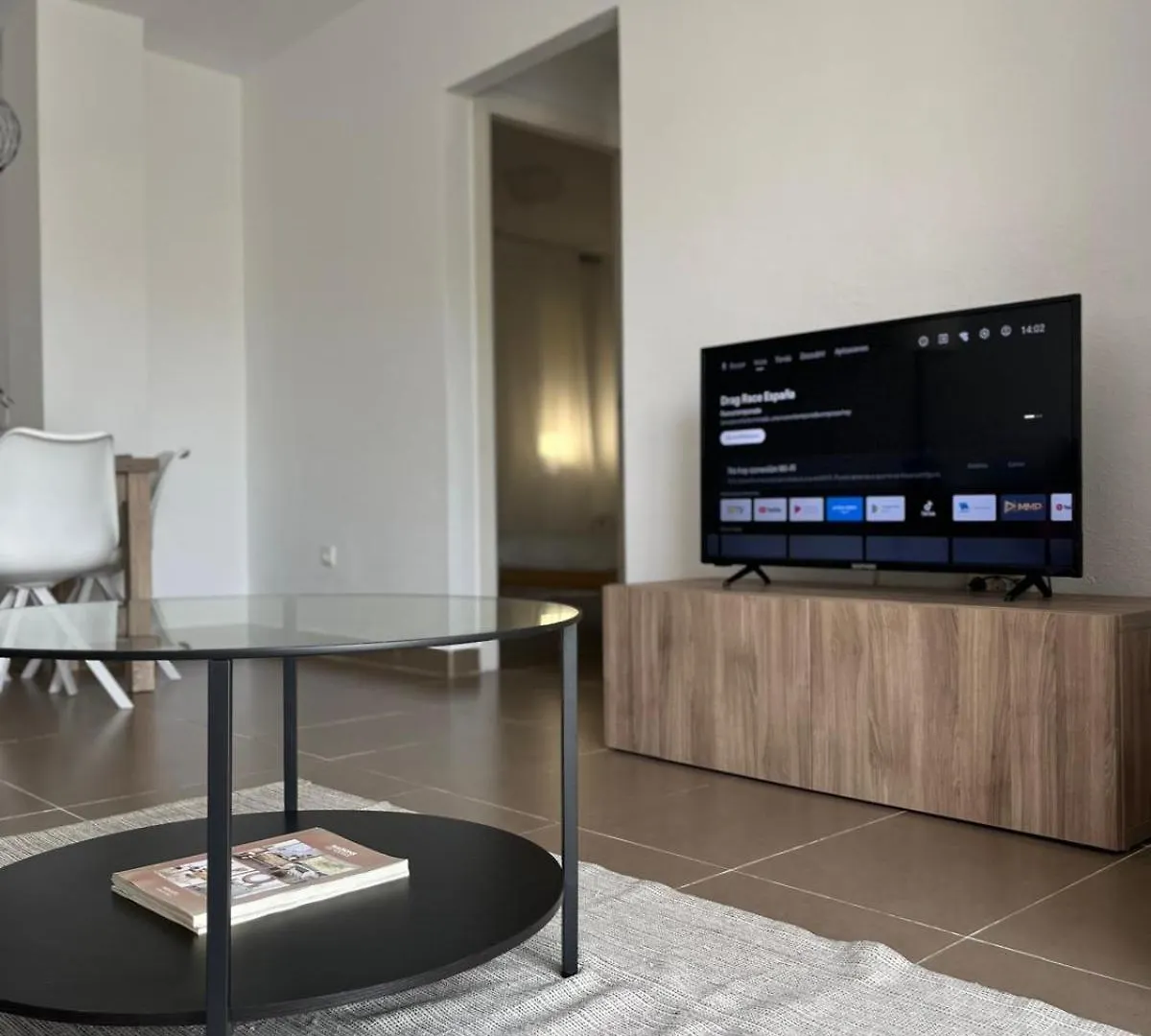 Malaga Prime Location - Stylish Apartment With Free Wifi, Free Parking, Steps From The Historic Center